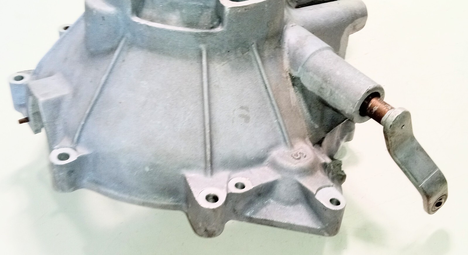 Ferrari 308 GTSi Transmission Clutch Bell Housing_116377_Input Shaft_Gears_Cover