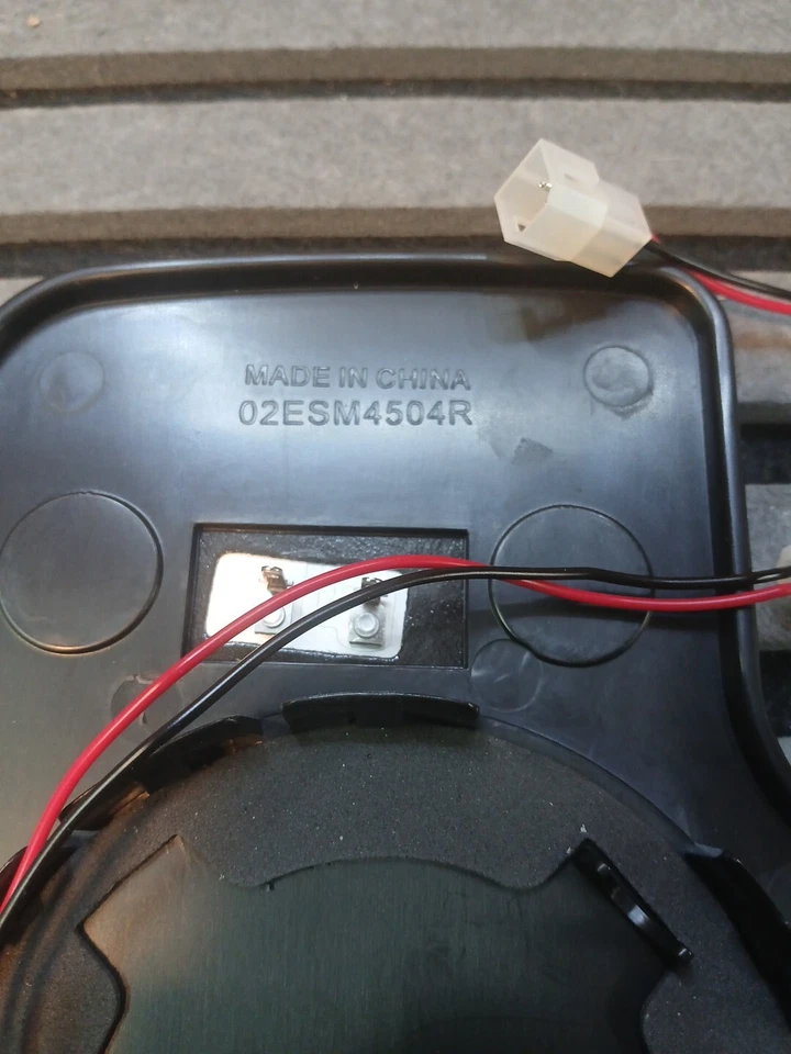 Par de espejos retrovisores laterales de vidrio térmico con señal de giro a la izquierda y derecha para Chevy GMC Cadillac Foto 3 de 4