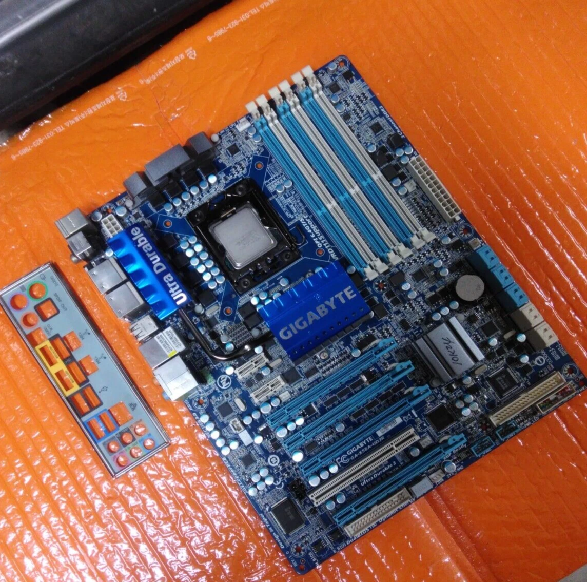 Knurre Metode mandig Gigabyte GA-X58A-UD3R + X5650 6C/12HT : LGA1366 X58 DDR3 ATX + I/O Shield | eBay Knurre Metode mandig Gigabyte GA-X58A-UD3R + X5650 6C/12HT : LGA1366 X58 DDR3 ATX + I/O Shield | eBay
