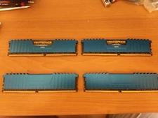 Corsair 16 GB Kit 4x4 GB 2133 MHz PC4-19200 DDR4 DRAM Memory 