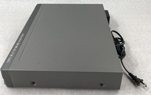 GoVideo VR3845 DVD Recorder VCR Combo No Remote - Picture 14 of 17