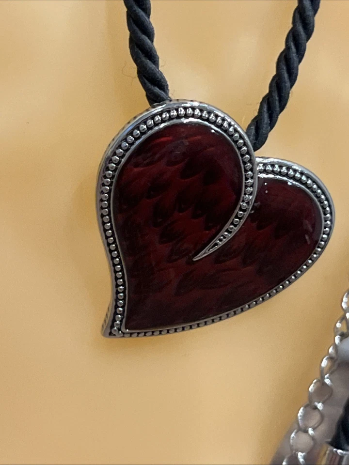 Ожерелье с подвеской в виде сердца LIAOPHIA Burning Love витой черный шнур красная эмаль! - Изображение 2 из 4