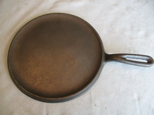 Vintage 1960's Lodge USA Cast Iron #8 NG Griddle