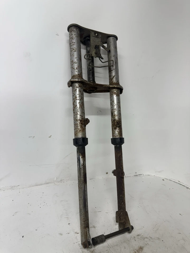 Horquillas y amortiguadores delanteros Honda Urban Express NU50 1982-1983 Foto 3 de 4