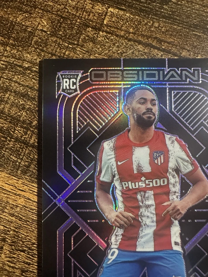 2021-22 Panini Obsidian La Liga Matheus Cunha Purple Electric Etch Rookie 10/30 - Image 2 of 4