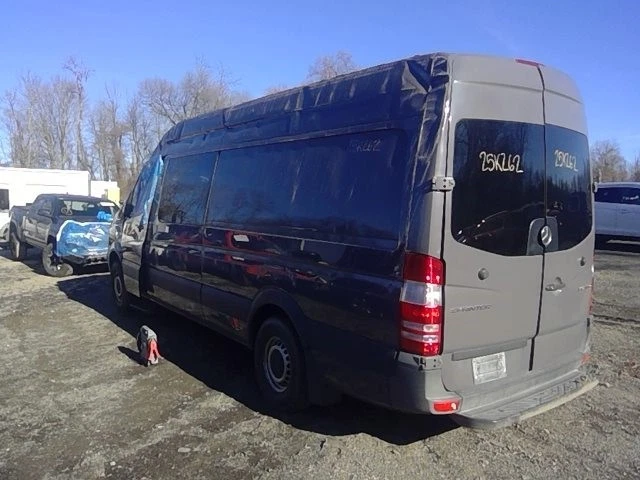 Used Fuel Tank fits: 2014 Mercedes-benz Mercedes sprinter 2500 26.4 gallon ID 90 Foto 2 de 4