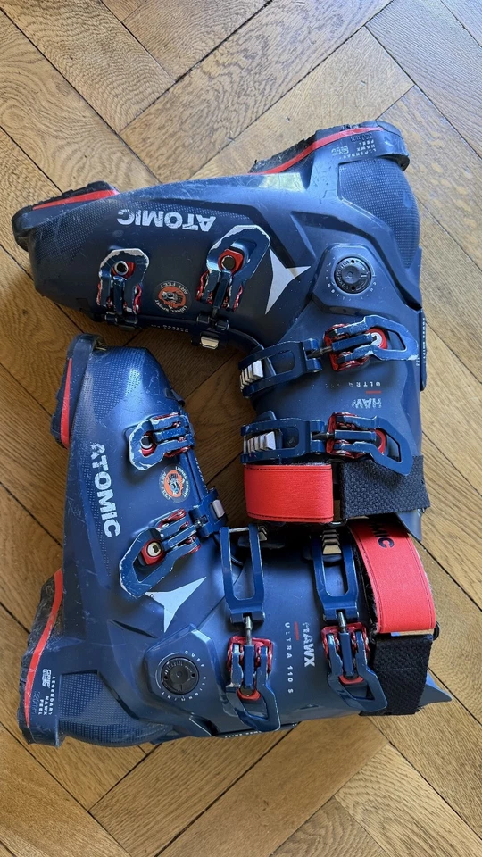 Atomic Hawx Ultra 110 ski boots, photo 2 of 5