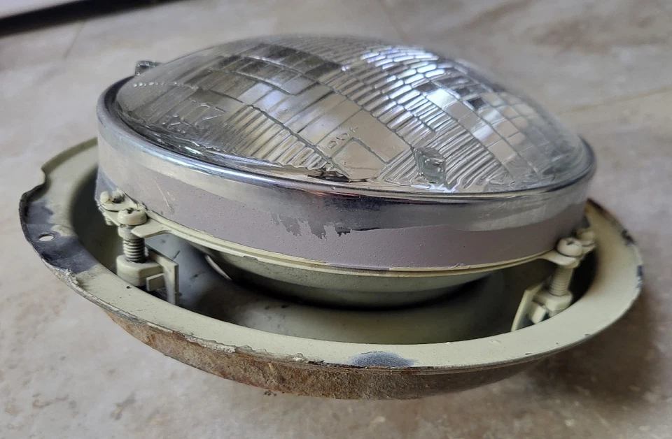 Faro delantero Mercedes Benz W110 1961-1968 GE 190 200 230 Foto 3 de 4