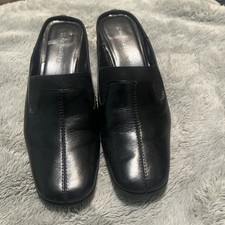 Woman  s Shoes Naturalizer