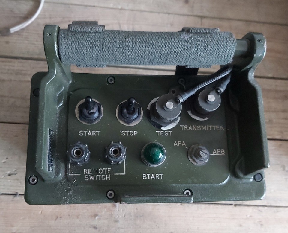 Larkspur Army Military Radio SOUND RANGING REMOTE UNIT | eBay UK
