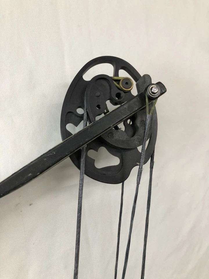 Arco composto de camuflagem marrom e verde Martin Archery - Imagem 4 de 4