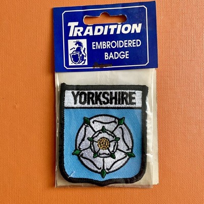 Yorkshire weiße Rose Schild Souvenir Aufnäher Patch unbenutzt versiegelt 6x7cm Abzeichen