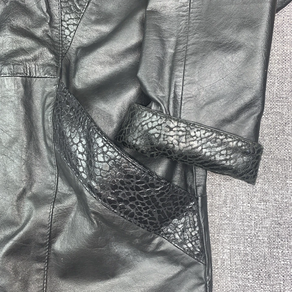 Винтажный 80-х кожаный плащ женщин маленький Comint черный на пуговицах карманы готический - Изображение 4 из 4