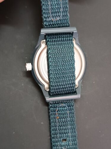 Reloj Timex Expedition Damas Fecha y Función Indiglo Cuero y Nylon Cuarzo - Imagen 4 de 7