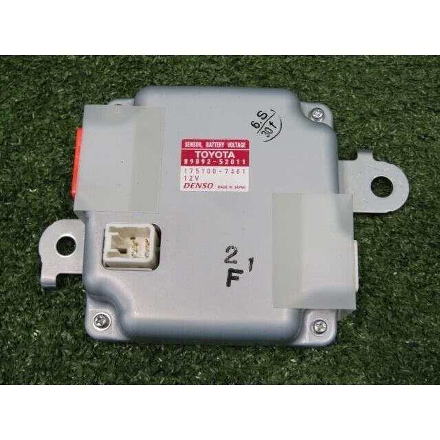 Toyota Genuine Hybrid Battery Voltage Sensor OEM 89892-52011 Toyota Genuine Hybrid Battery Voltage Sensor OEM 89892-52011