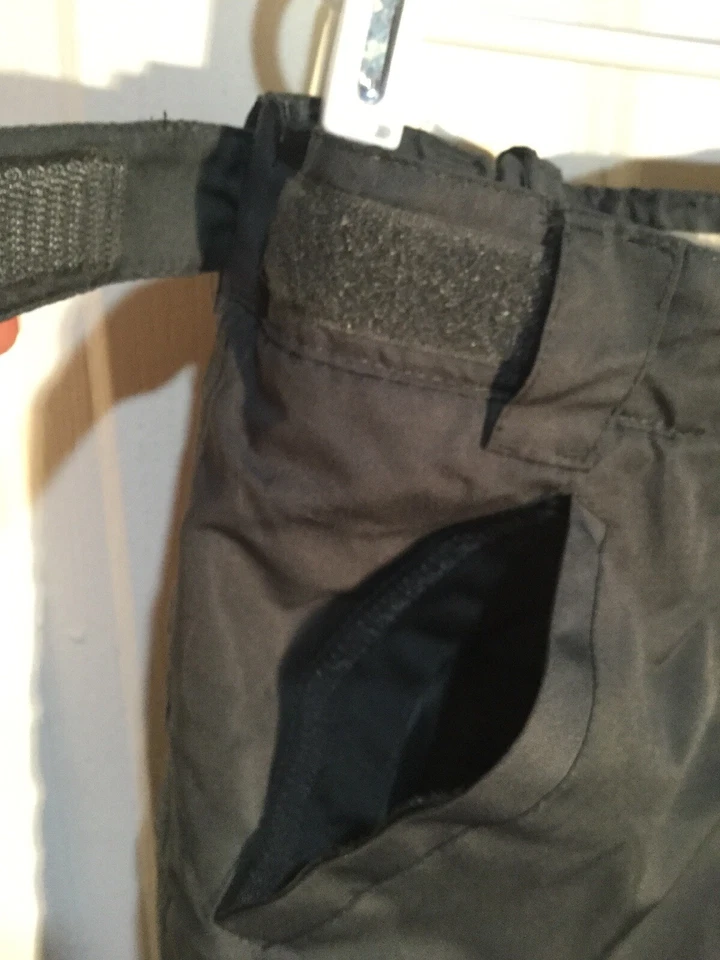 Pantalones de nieve Cherokee Target Kids M gris oscuro usados en excelente estado esquí snowboard Foto 4 de 4