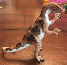 Carnegie Collection Safari Ltd. Dilophosaurus Dinosaur Figure