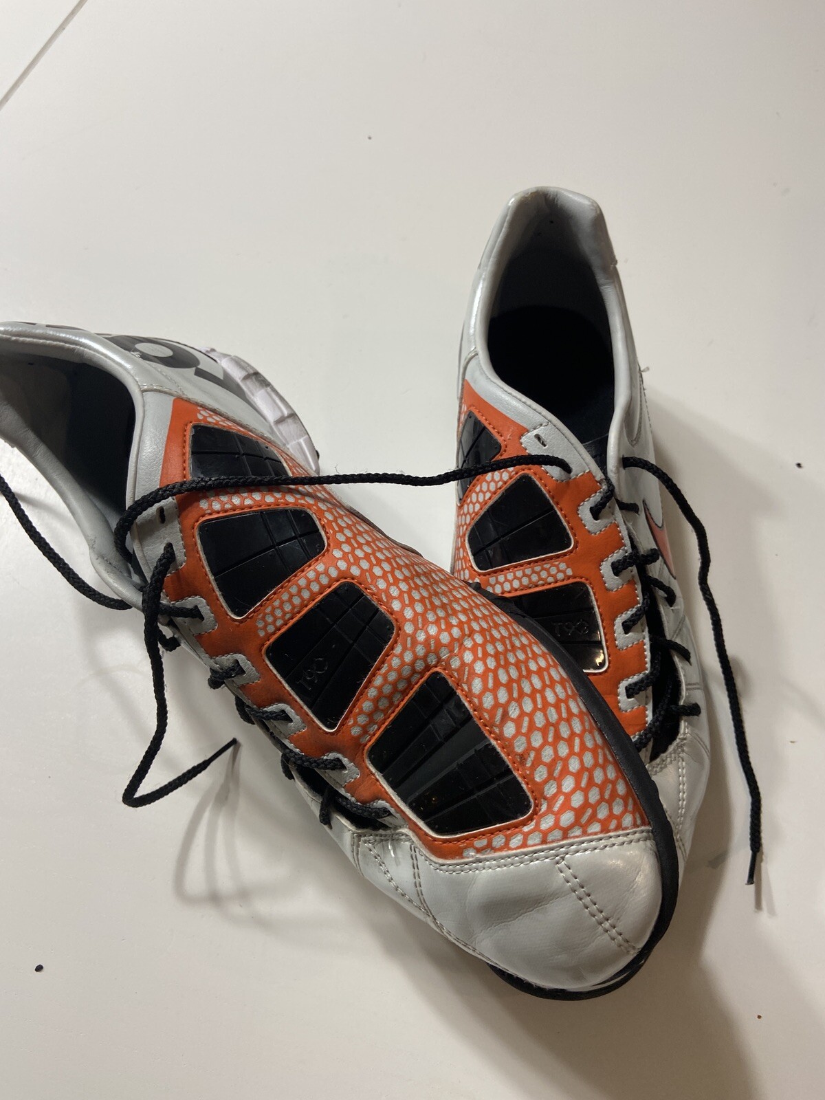 nike total 90 size 10