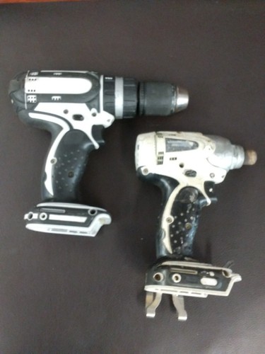 MAKITA 18V IMPACT DRIVER AND ,BTD142 