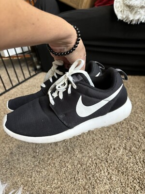 nike roshe run classic