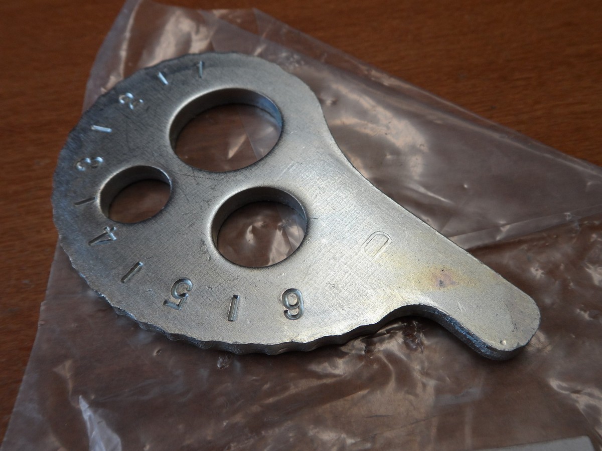 NOS OEM Kawasaki Chain Adjuster 1986-1994 KDX200 33040-1067