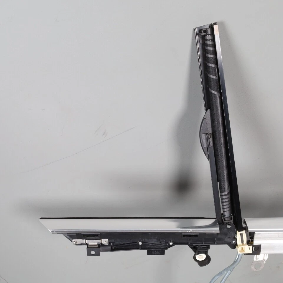 2002-2008 BMW 745li 750li Right Rear Door Sun Screen 51166983080 OEM Used - Image 2 of 4