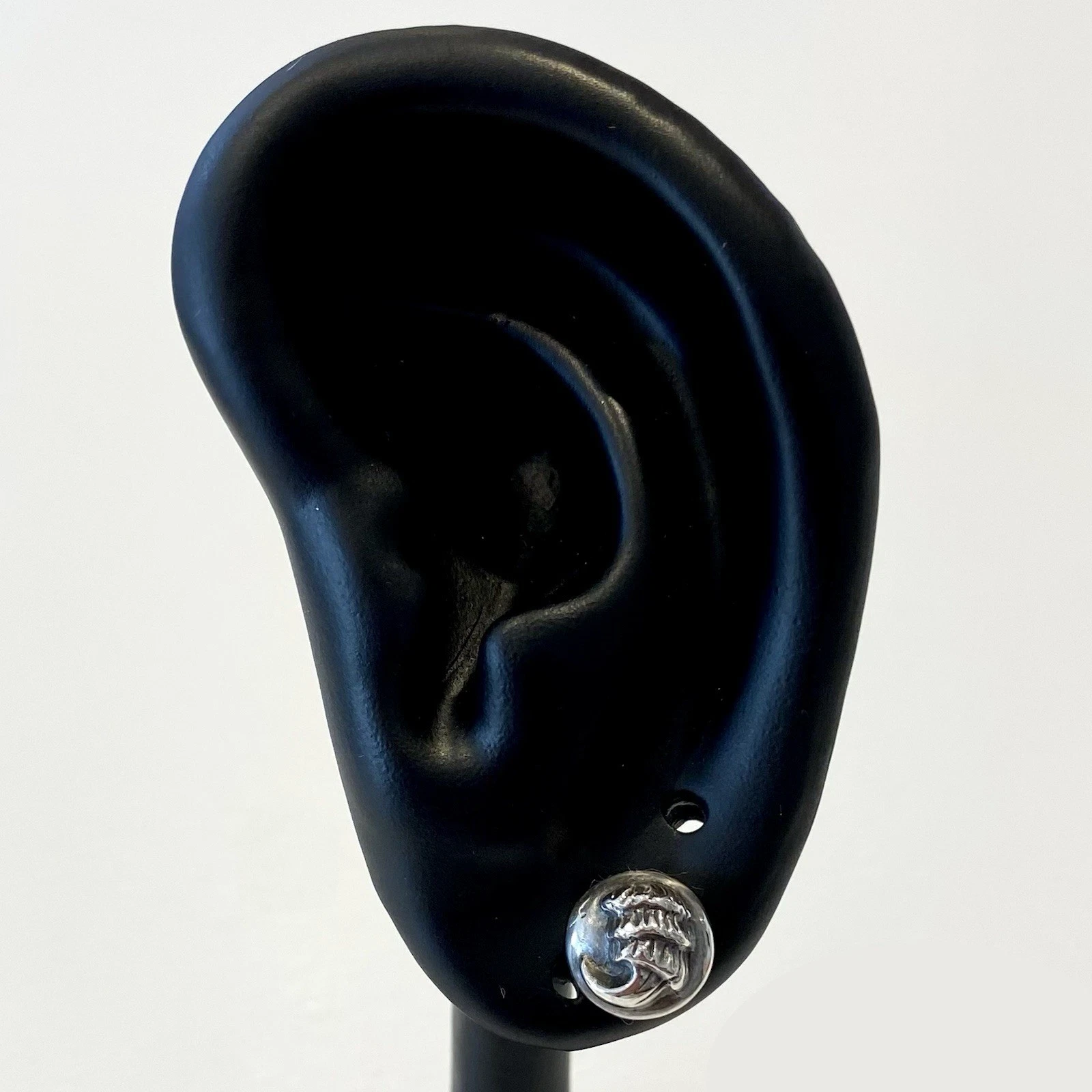 Chrome Hearts Claw Stud Earring