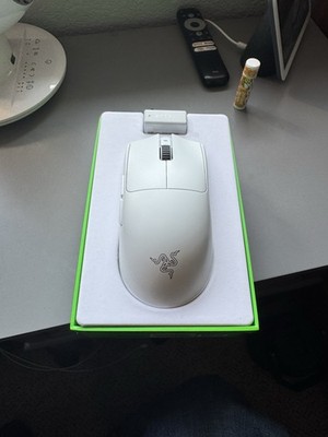 New Razer Viper v3 pro White Gaming Mouse For PC and Mac