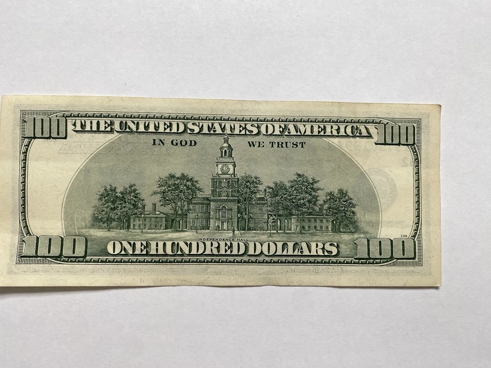 1998 $100 Bill (One Hundred Dollar Bill) - -VERY LIGHTLY CIRCULATED - Image 2 of 4