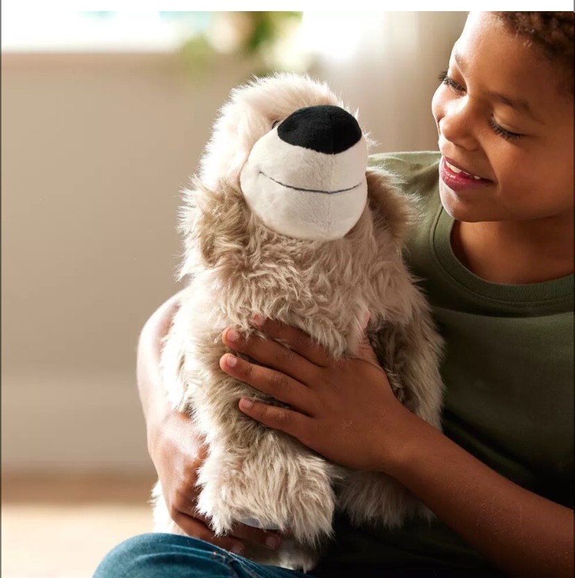 Peluche Disney Max taille moyenne pour déco de chambre
