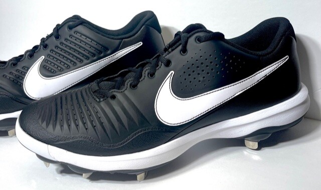 NIKE ALPHA HUARACHE 3 VARSITY LOW METAL 