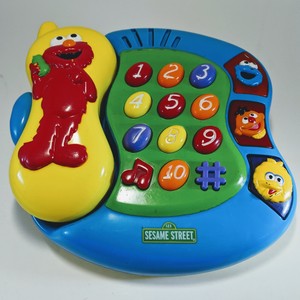 elmo play phone