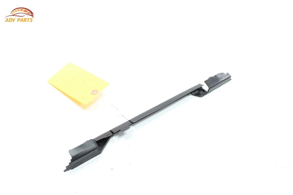 2015 - 2021 VOLKSWAGEN GOLF RADIATOR LEFT AIR DEFLECTOR BAFFLE SEAL STRIP OEM - Image 3 of 4