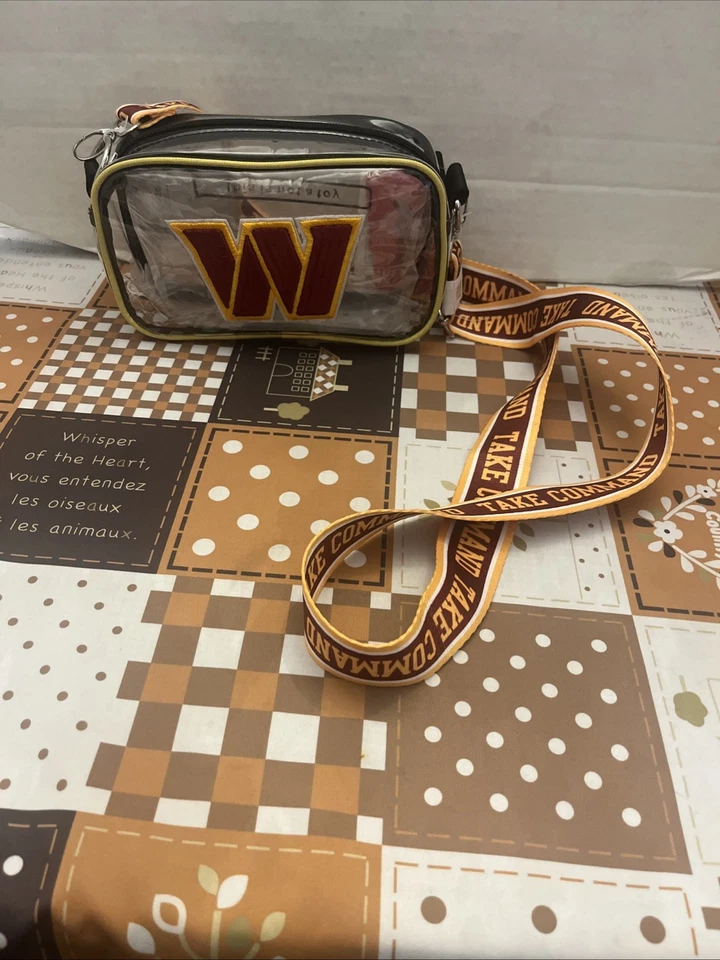 NFL FÚTBOL AMERICANO WASHINGTON COMANDERS EQUIPO BANDOLERA TRANSPARENTE BOLSA DE ESTADIO CORREA LARGA Foto 2 de 4