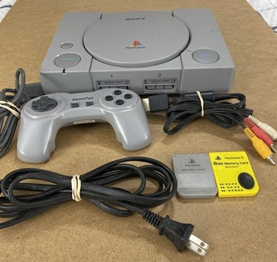 Sony PlayStation Gray Game Console,controller 2 Mem Cards Power,video Read Disc