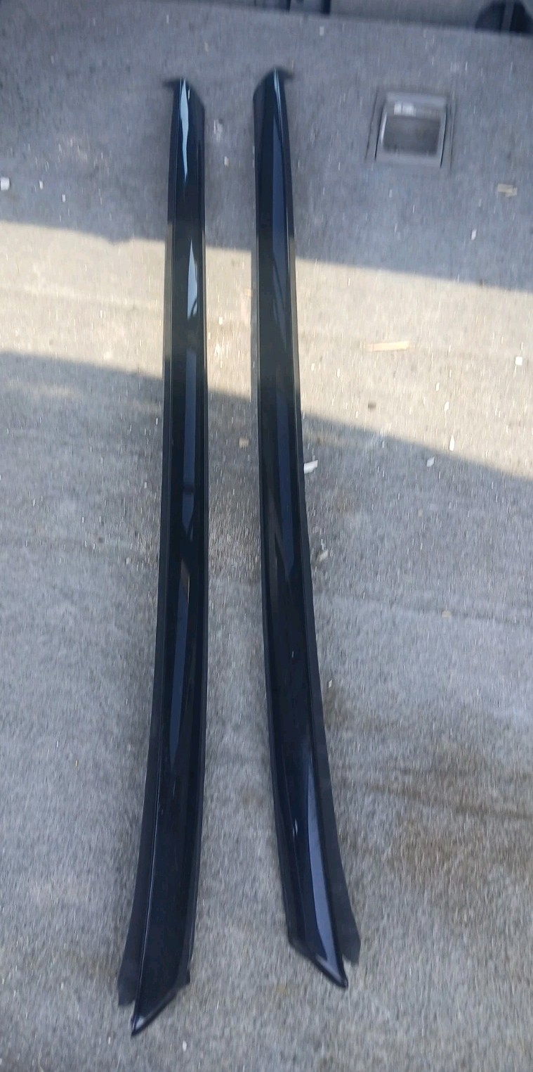 2010-2017 Volvo XC60 Front Outer Windshield Molding Trim OEM LH RH Black 
