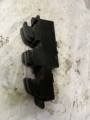 1995-1999 Mitsubishi Eclipse spyder LH master window switch lock button D55