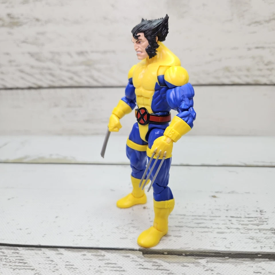 Hasbro Marvel Legends Uncanny X-Men Retro Wolverine 2022 6" Action Figure Loose - Image 2 of 4