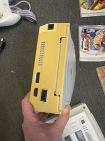 SEGA Dreamcast 4 Console Lot Controllers Cables 7 Games MvC 2 Tech Romancer