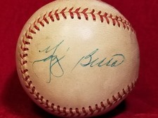 1950s YOGI BERRA Signed Horeshide Ball New York Yankees Team HOF vtg JSA Auto