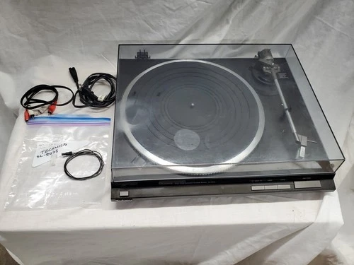 Technics SL-QD33 Quartz Direct Drive Automatic Turntable System