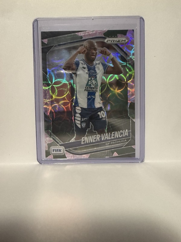 2025-26 Panini Prizm FIFA Enner Valencia CF Pachuca Mexico Ecuador Lotus 14/18