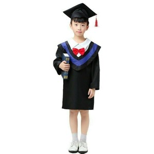 convocation costume