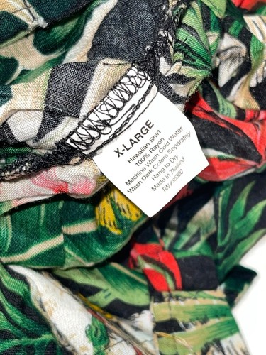 VTG Men's Cockatoo Bird Hawaiian Collared Black Button Up Size XL - Picture 4 of 4