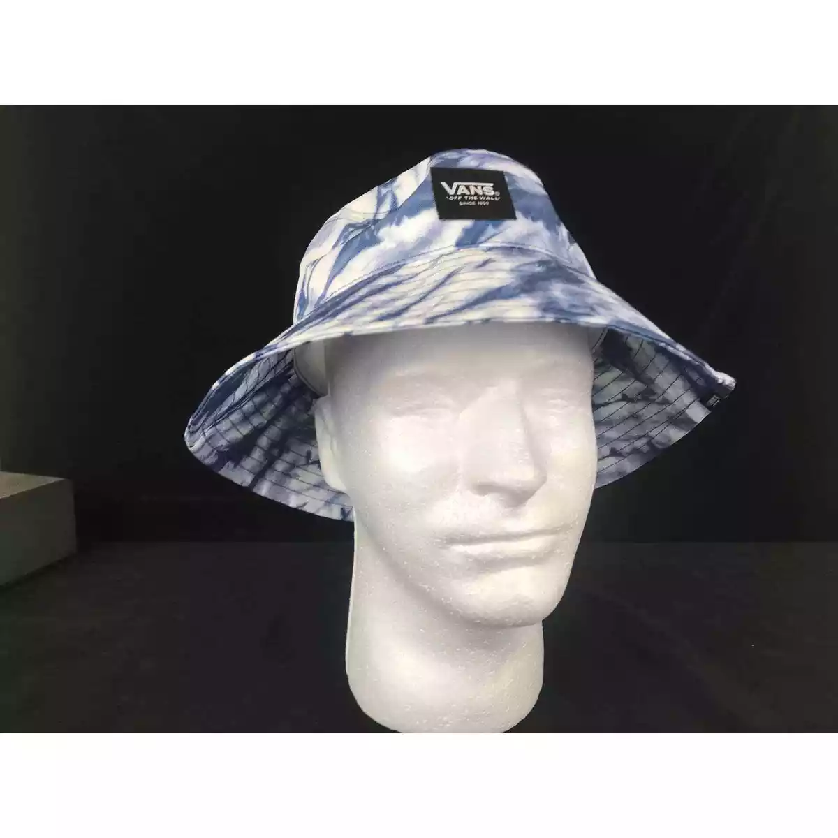VANS off wall blue white bucket hat M L New with tags eBay