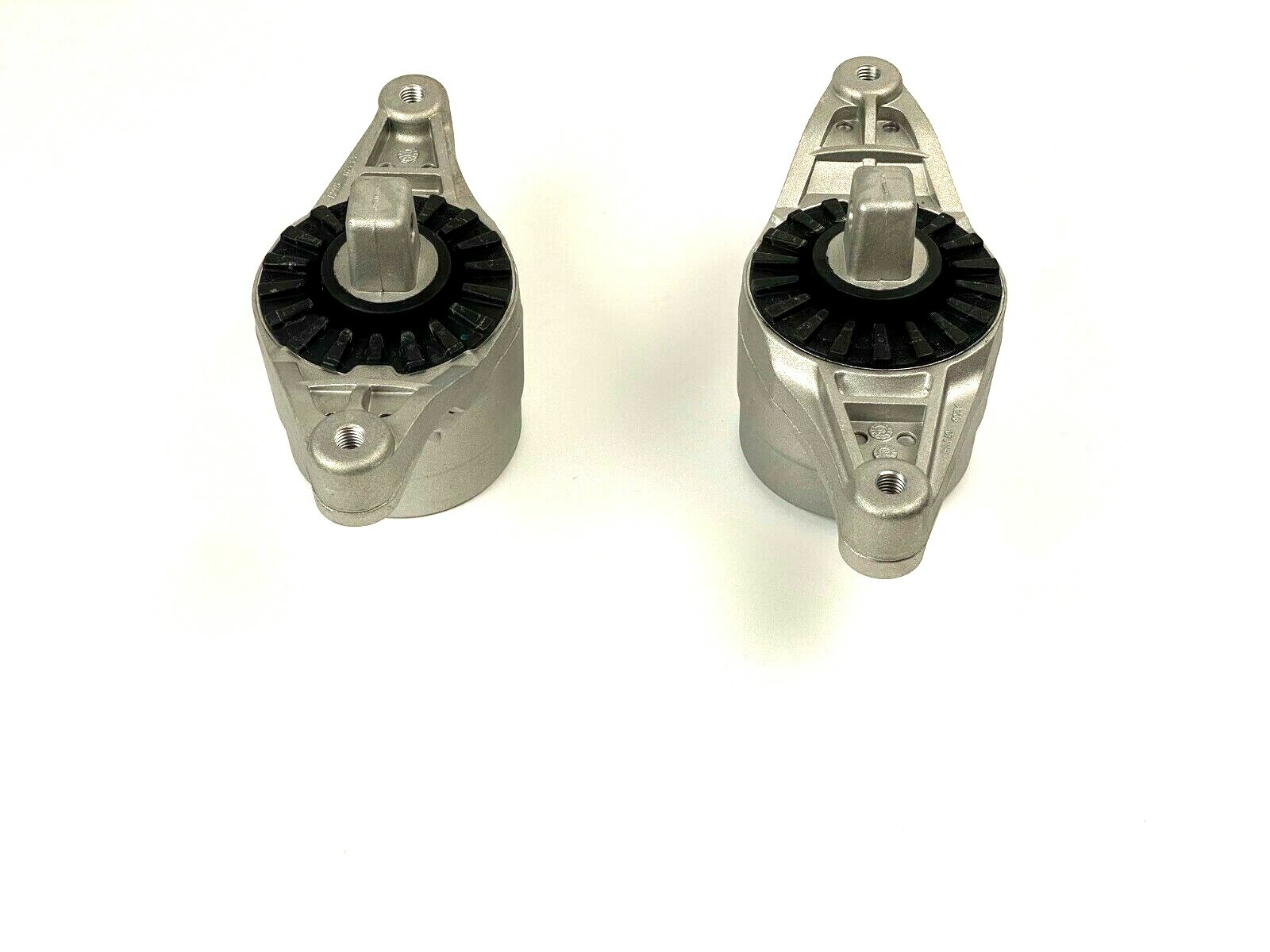 Maserati Ghibli Levante & Quattroporte Engine Mount Set x 2 - Genuine