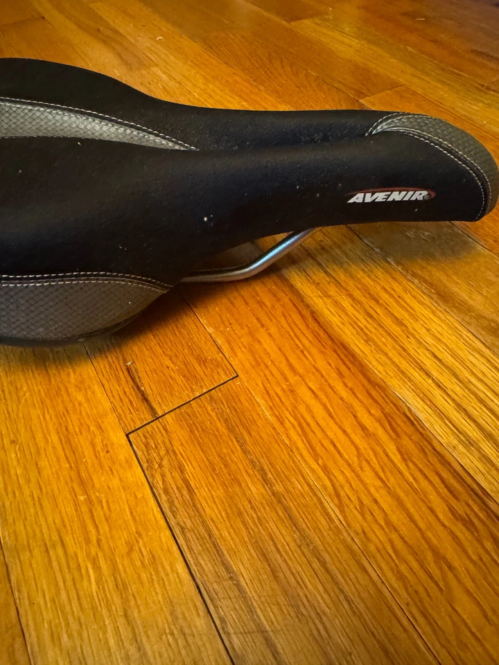 selim de bicicleta avenir velo foam groove lite comfort plus - Imagem 2 de 4