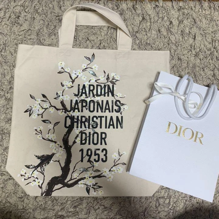 Dior exhibition shop tote bag
