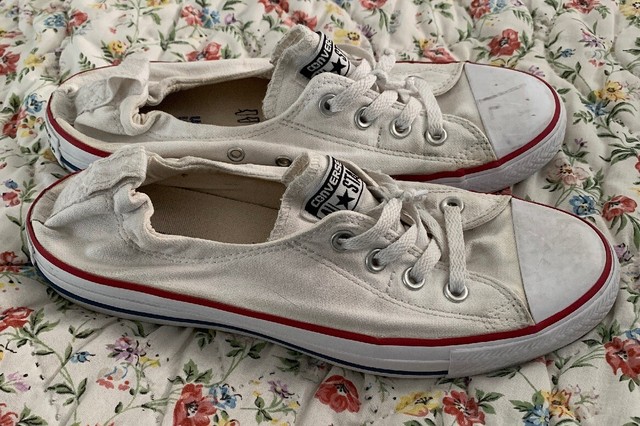 white converse scrunch back