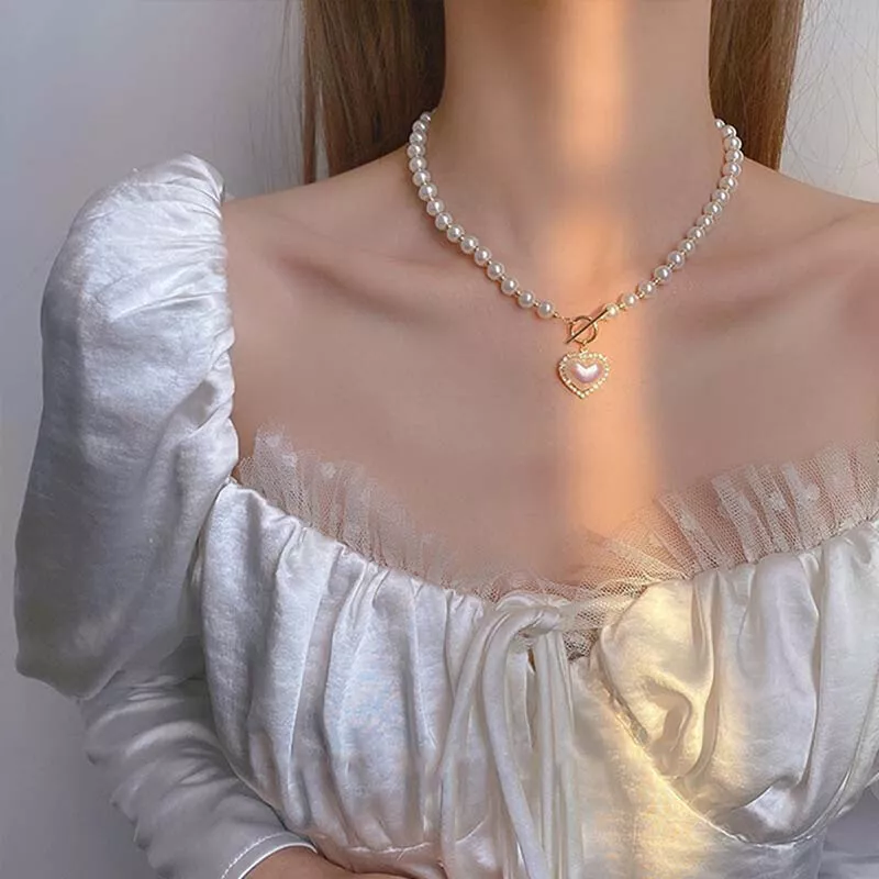 Ladies 2024 pearl necklace